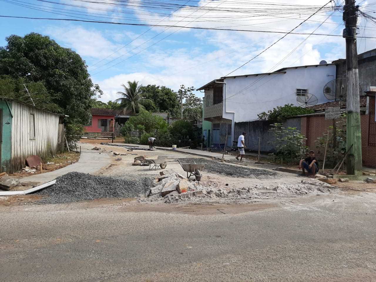 Camacã: Mais Ruas são calçadas em Camacã e distritos